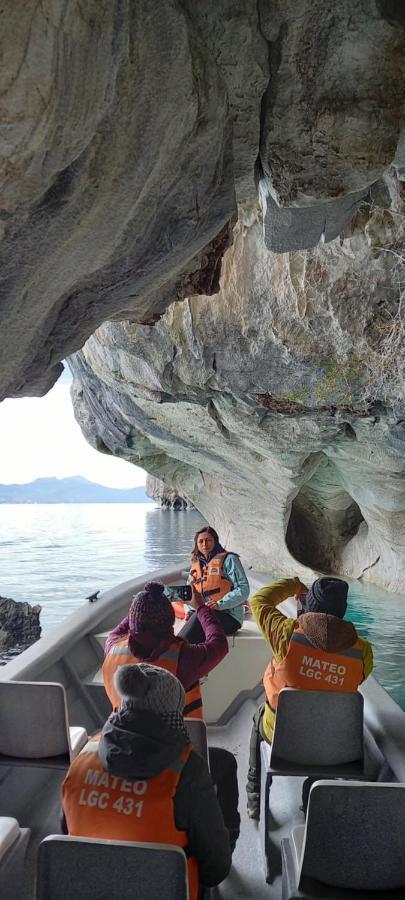 Cabana Cavernas Austral Puerto Sanchezヴィラ エクステリア 写真